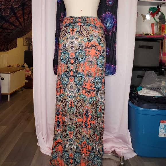 SOLD - Picture 3 of 3